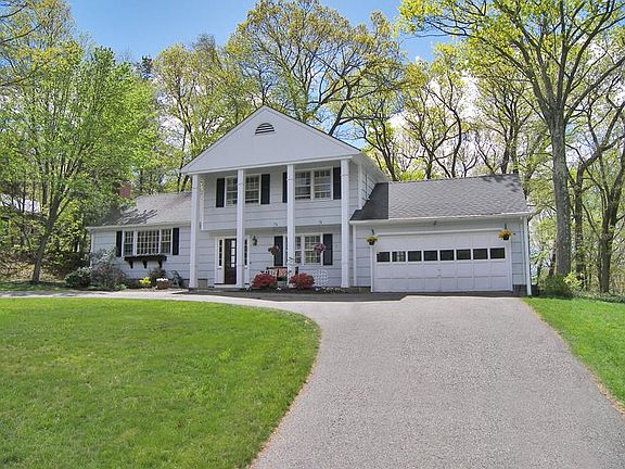 View from the Right on the Circular
        Drive