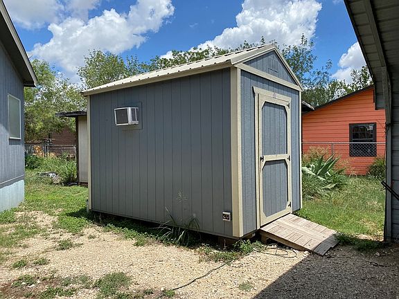 5th image of 1401 W Alamo St