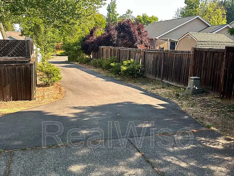 115 Wagon Wheel Dr — Photo 3