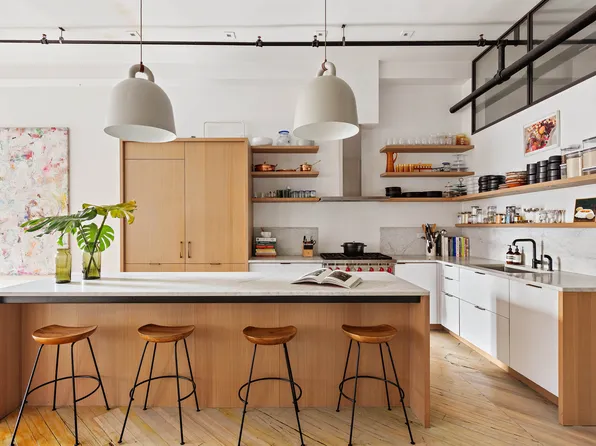 85 North 3rd Street image 2 of 14