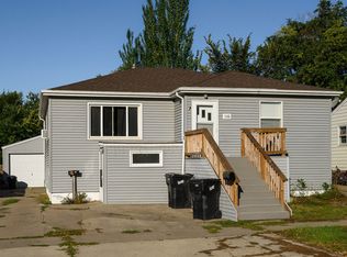 1116 N 15th St, Bismarck, ND 58501