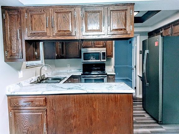 5th image of 7194 Braemer Ln
