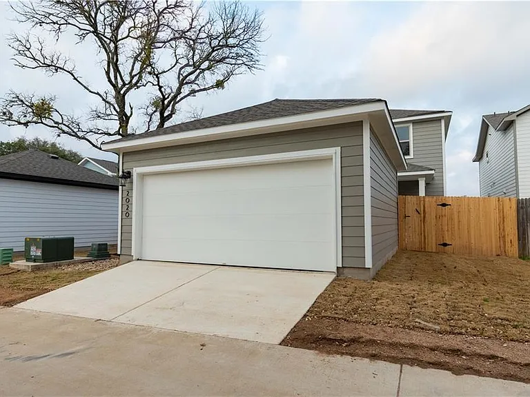 2020 Pecan Island Dr — Photo 20