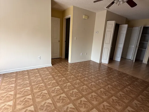 226 Davidson St #226, High Pt, NC 27263