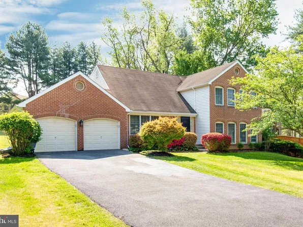 14517 Carona Dr, Silver Spring, MD 20905