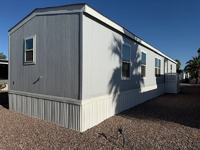 Building Photo - 2060 N Ctr #381