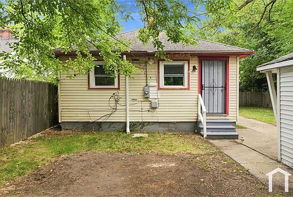 19391 Greeley St, photo 25