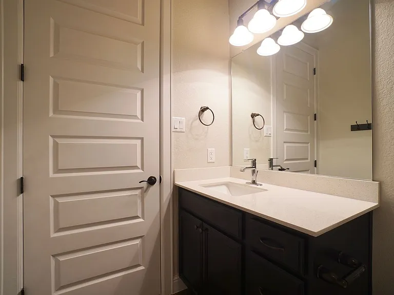 6650 Verona Pl — Photo 28