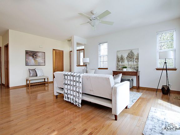 5th image of 2190 Braeburn Dr Unit A