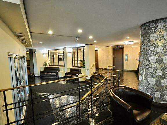 5th image of 6833 N Kedzie Ave APT 205