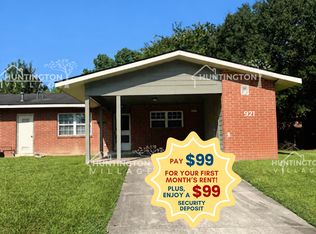 921 McClellan St, Warner Robins, GA 31098