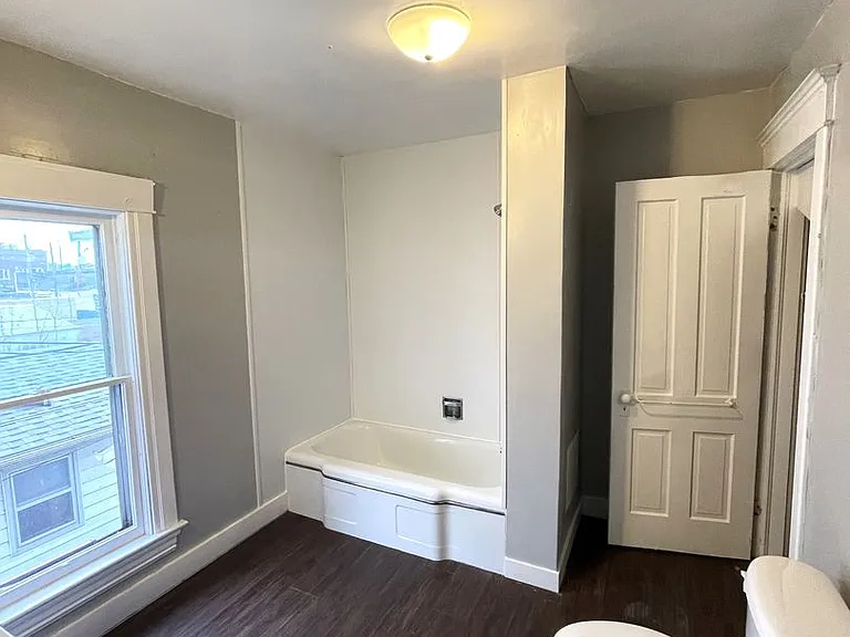 727 South St — Photo 13