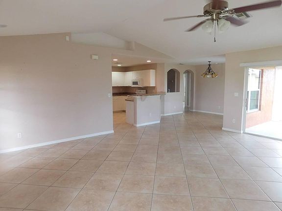 2nd image of 2030 NW 5th Ave