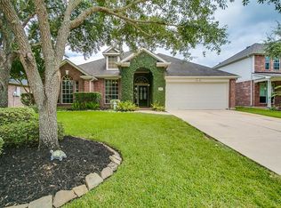 1414 Hidden Terrace Dr, Sugar Land, TX 77479