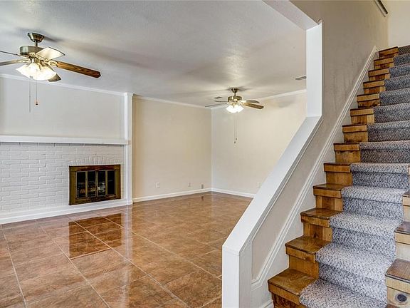 5th image of 508 Village Dr