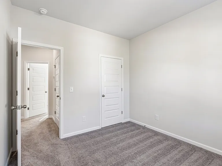 1017 Pinnacle Pkwy — Photo 24