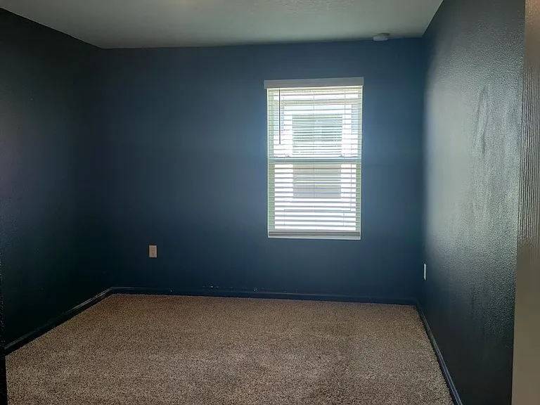 4260 Hemlock St — Photo 19