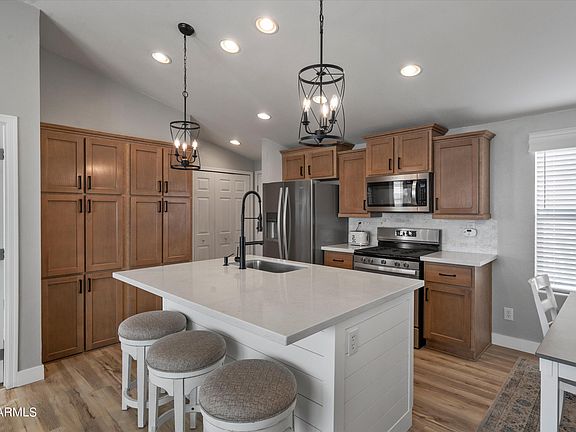 2nd image of 9431 E CORALBELL Avenue #191