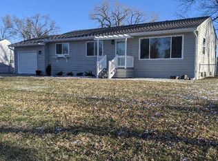 109 E Harrier St, Valley, NE 68064