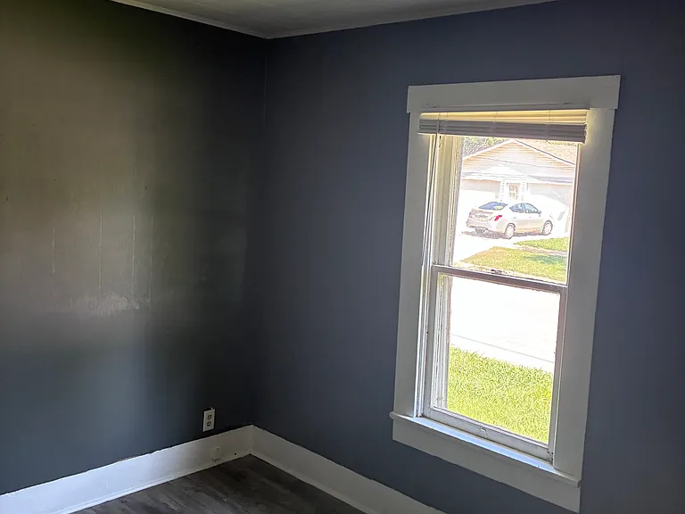 421 N Denver St — Photo 2