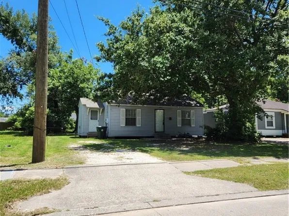 1628 7th St, Lake Charles, LA 70601