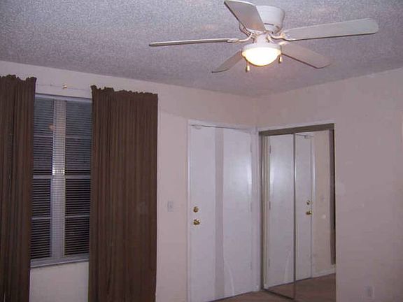 Light & Bright Living Rm