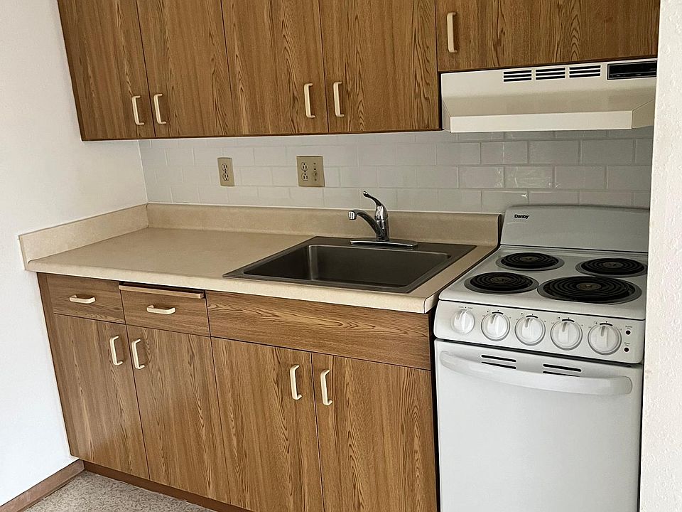 1st image of 535 NE Maiden Ln APT 208