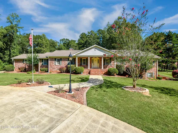 460 Auburn Dr, Alexander City, AL 35010