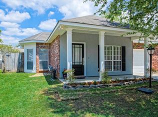 290 Libra Ave #B, Mandeville, LA 70471