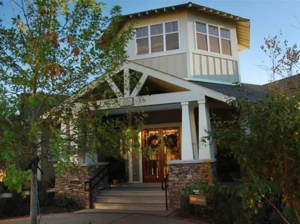 1915 Beechcrest Ct Unit 101, Charlottesville, VA 22903