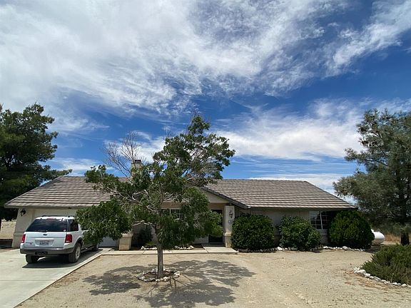 2nd image of 12928 Vincent Ln