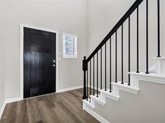 5th image of 607 Willet Dr