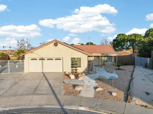 5868 Opal Ave, Palmdale, CA 93552