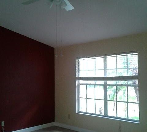 4th image of 1025 SW Coleman Ave