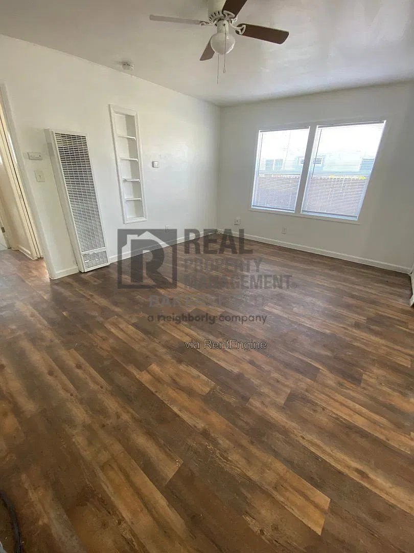 1 bed, 1.0 bath, 554 sqft, $995 — Photo 3