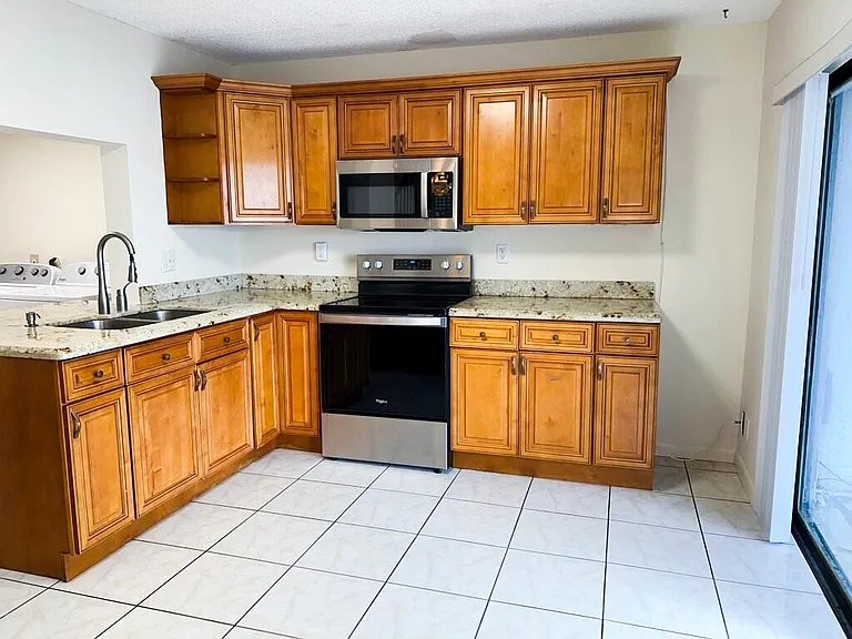 3094 Bermwood Ln #237 — Photo 4