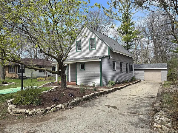 N22W28832 Oak LANE, Pewaukee, WI 53072