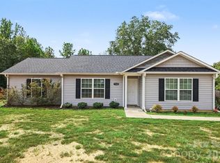 1505 Foxbrook Cir, Lancaster, SC 29720