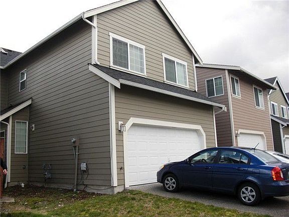 3rd image of 18528 97th Ave E