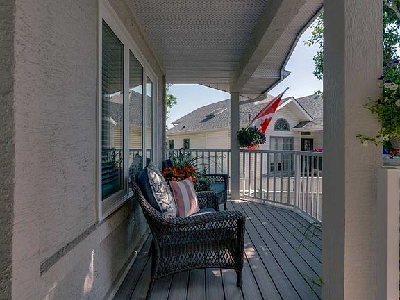 3rd image of 112 E Hidden Vale Pl NW