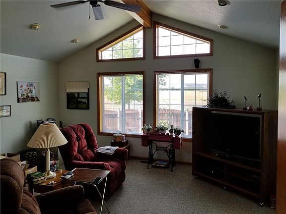 2nd image of 3431 Windmill Cir