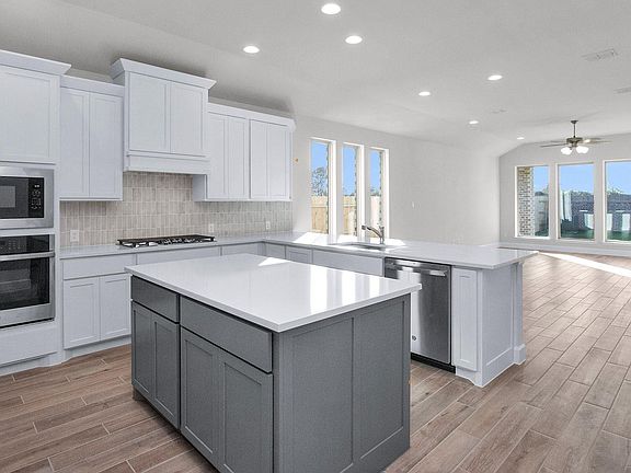 4th image of 18707 Buttercup Farms Ln