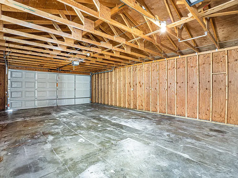 oversized 24 x36 garage with opener