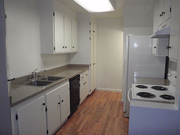 3rd image of 2255 Caminito Pajarito Unit 188