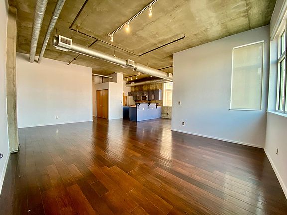 2nd image of 290 W 12th Ave Unit 306