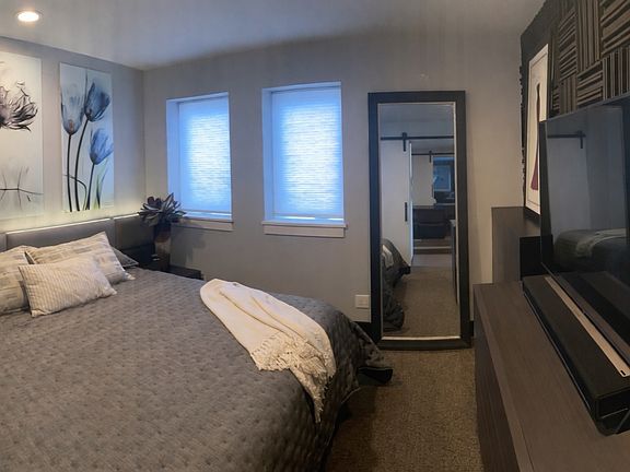 4th image of 12025 Willows Rd NE #1