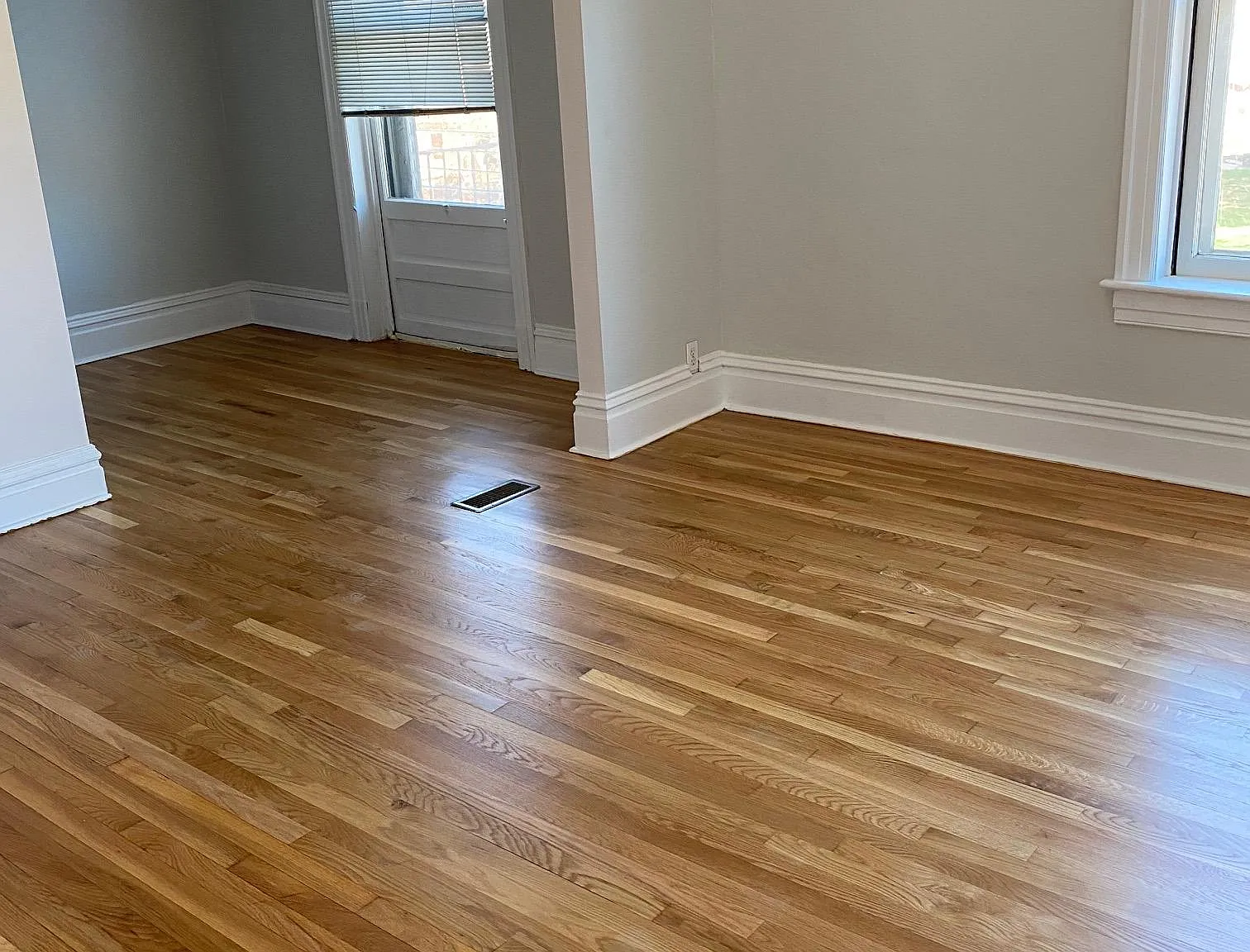 3808 Flad Ave — Photo 3