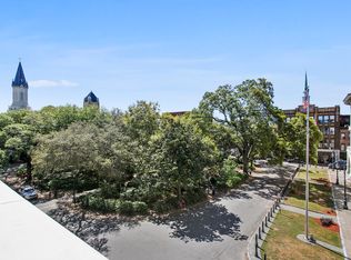 4 W State St #C833B04F4, Savannah, GA 31401