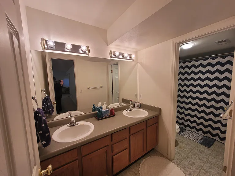 97 Misty Creek Dr — Photo 17