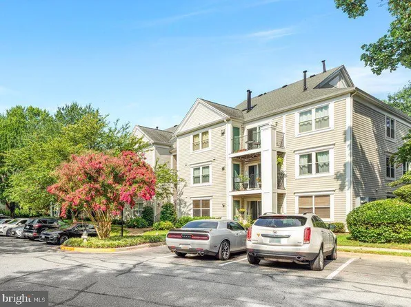 15302 Diamond Cove Ter APT 10-3, Rockville, MD 20850